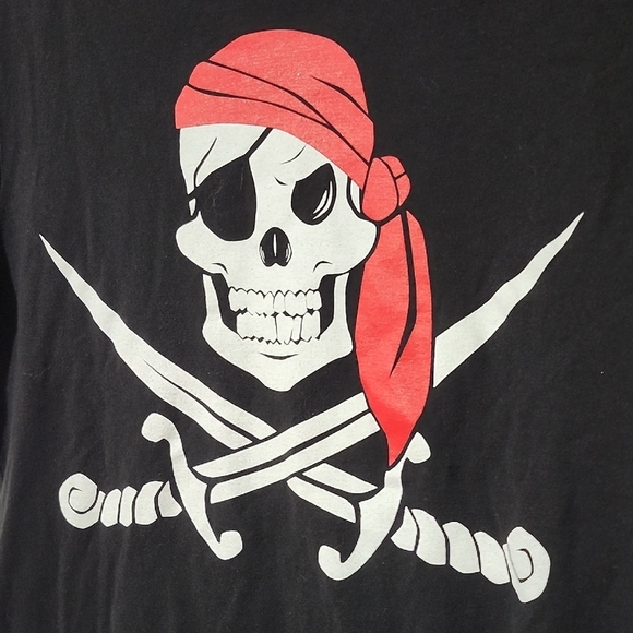 Hanes Black Pirate Graphic Short Sleeve Tee - Picture 3 of 3